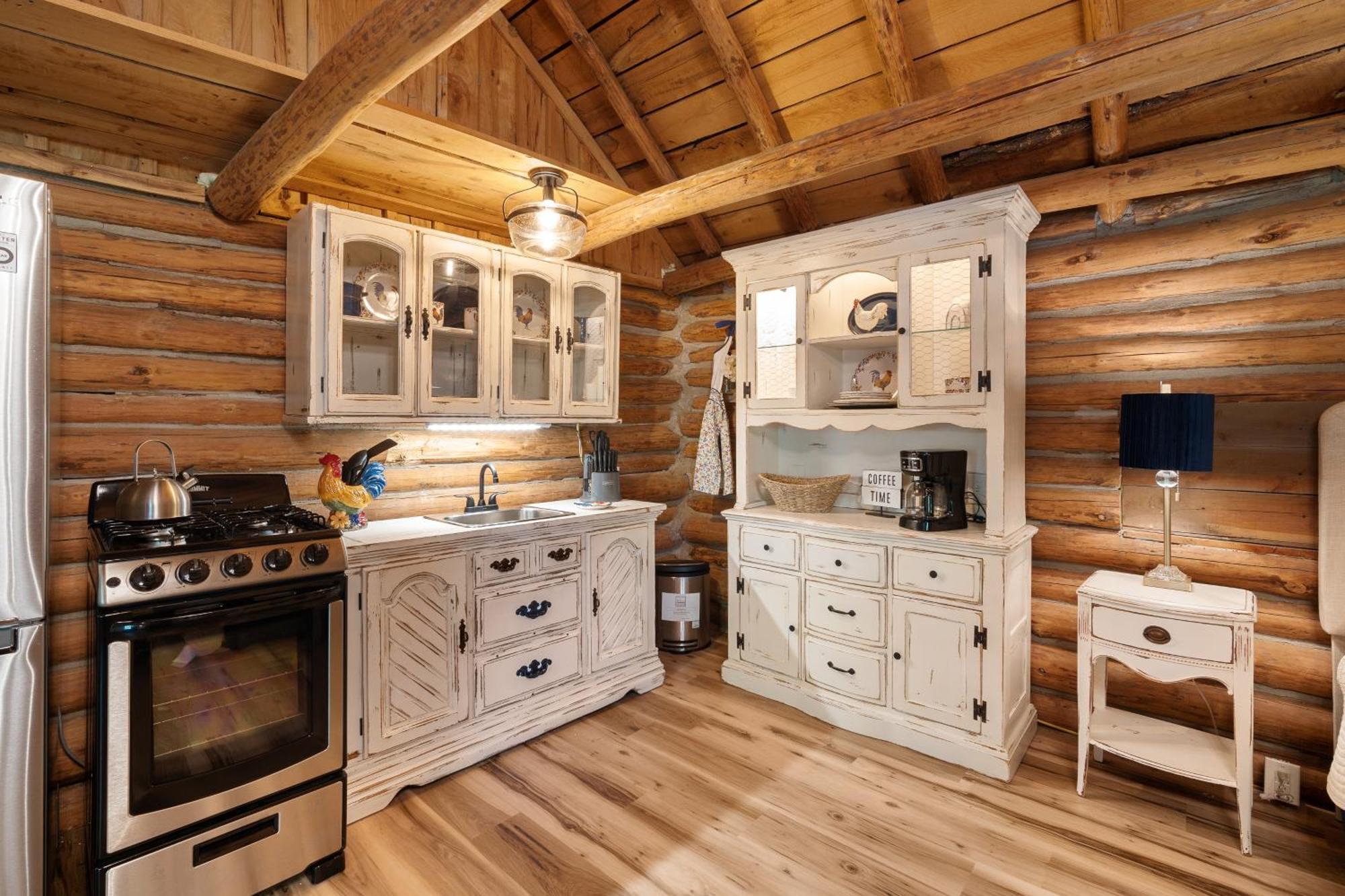 Spring Hill Farm - The Velvet Rooster Villa Alma ภายนอก รูปภาพ