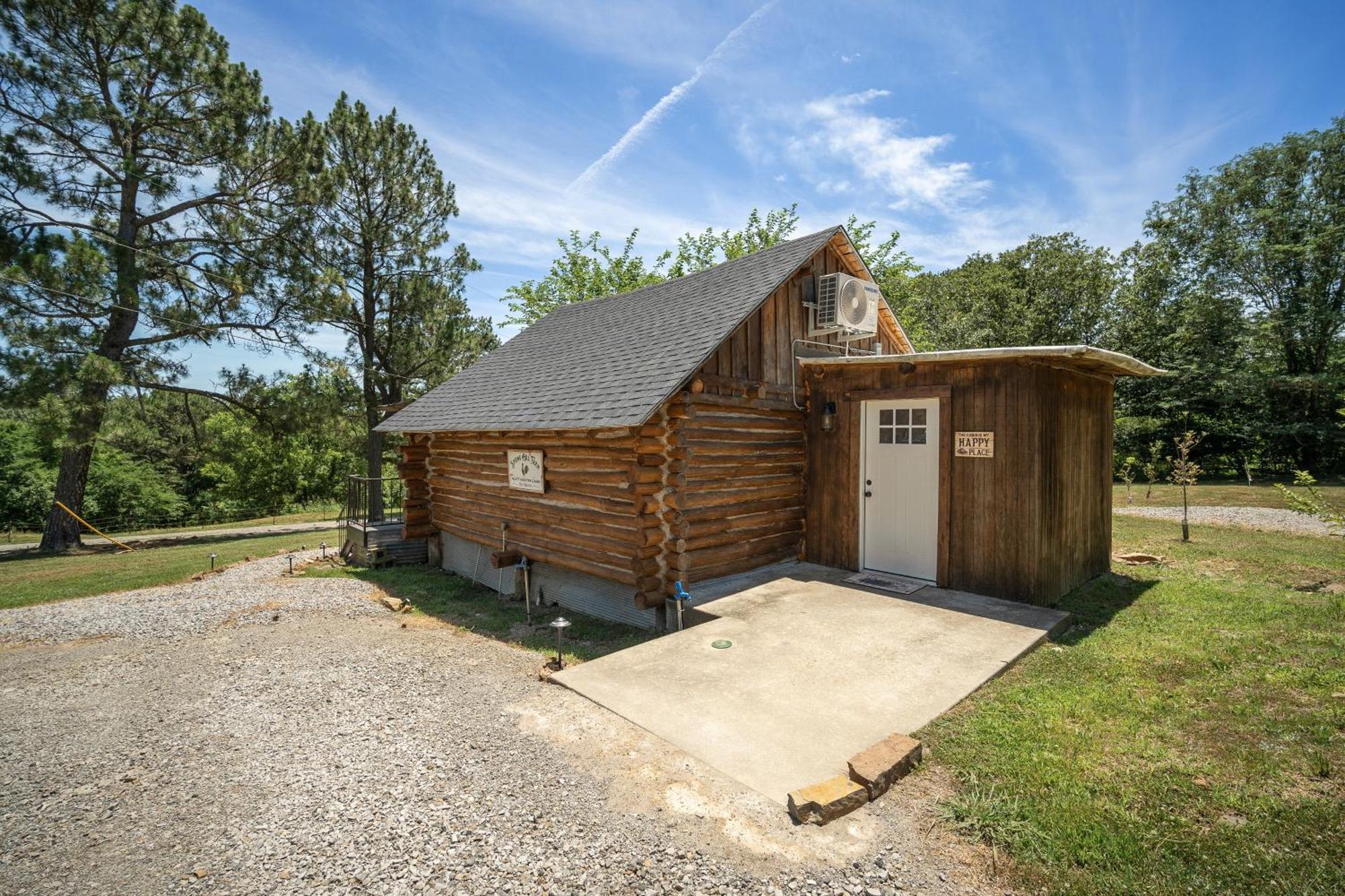 Spring Hill Farm - The Velvet Rooster Villa Alma ภายนอก รูปภาพ